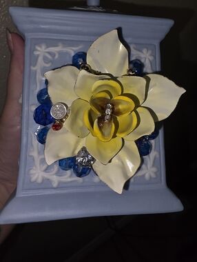 Hand Crafted  Enamel Yellow  Flower on  Blue Porcelain Cherub Base Home Accent